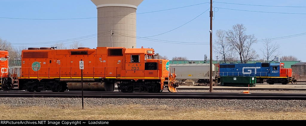 EJE 703 GTW 4927